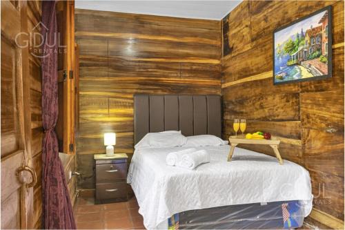 Coatepeque Apartamento | Cozy Cabin and Coffee Farm in Coatepeque Lake