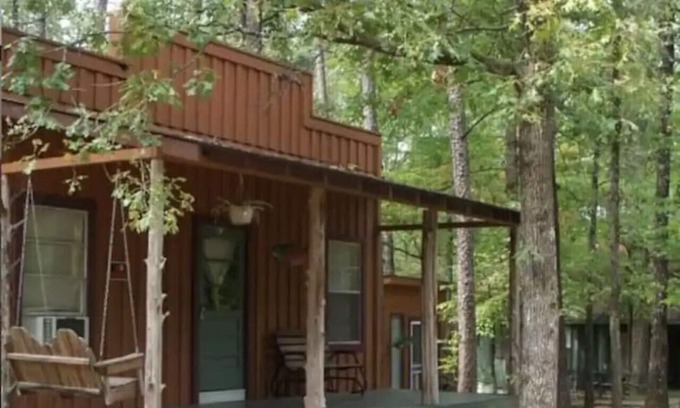Mount Ida Cabaña | Cozy Cabin for Two in beautiful setting