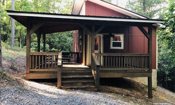 Sautee Nacoochee Cabina | Cozy Cabin for 2 - One of a Kind