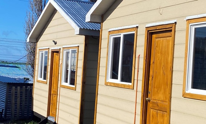Punta Arenas Cabina | Cozy cabin in a quiet area, just steps from downtown and large green spaces.