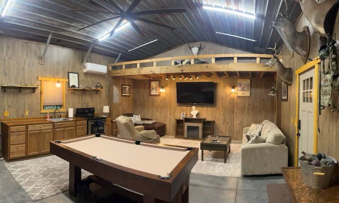 Ruffin Cabina | Cozy cabin in awesome Bamberg with WiFi! Pets allowed as well!