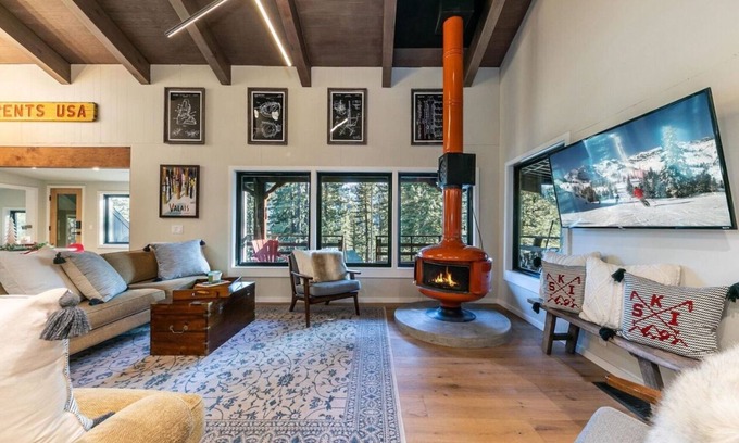Olympic Valley Cabina | Cozy Cabin in Olympic Valley, next to Palisades Resort & Tahoe City
