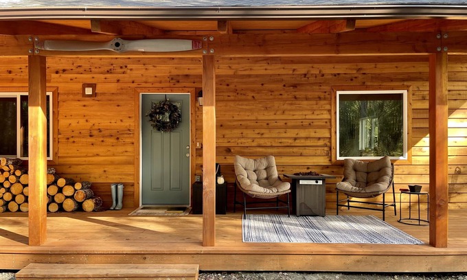 Talkeetna Casa | Cozy Cabin in the Woods