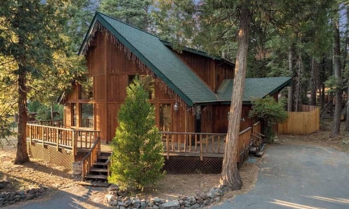 Hamilton Branch Casa | Cozy Cabin in the Woods with Comforts, Hot Tub, Walk to Lake