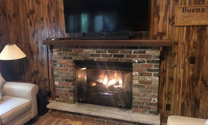 Hamlin Chalet De Esquí | Cozy Cabin in tranquil, wooded, 4 season community!
