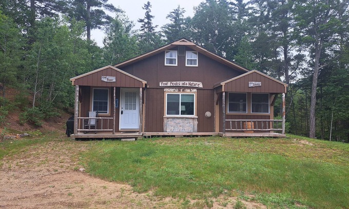 Sumner Cabina | Cozy cabin nestled on 20 private acres, hiking trail and pet friendly.