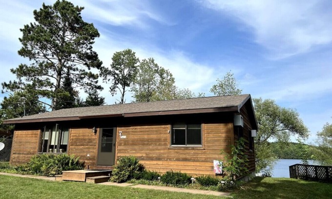 Three Lakes Cabina | Cozy Cabin on Range Line Lake