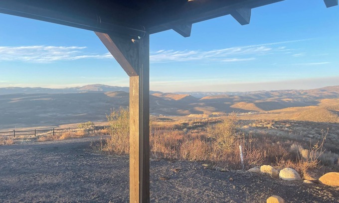 Peoa Cabina | Cozy Cabin on the outskirts of Park City- Your Mountain Retreat Awaits