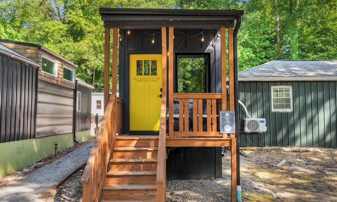 Greenville Cabina | Cozy Cabin on the River - 6 Min to GVL