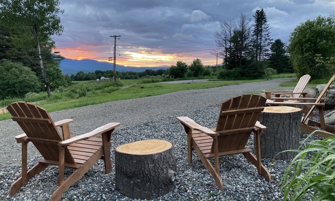 Morrisville Casa | Cozy Cabin Retreat in Scenic Elmore, Vermont