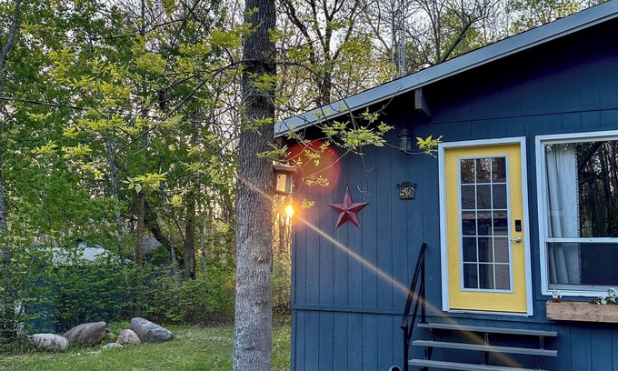 Beaconia Cabina | Cozy Cabin Retreat Lakeview Bay