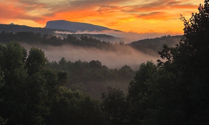 Nebo Cabina | Cozy cabin, stunning mountain views near Lake James. Perfect for a winter fire.