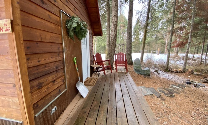 Whitefish Cabina | Cozy Cabin Trailside To The Whitefish Trail