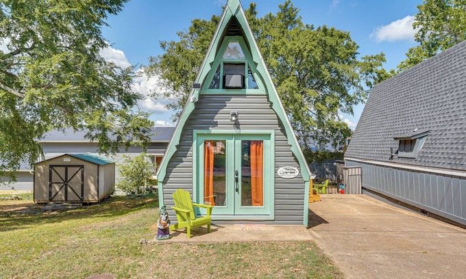 Lampe Cabina | Cozy Cabin w/Deck & Boat Launch Access in Lampe!
