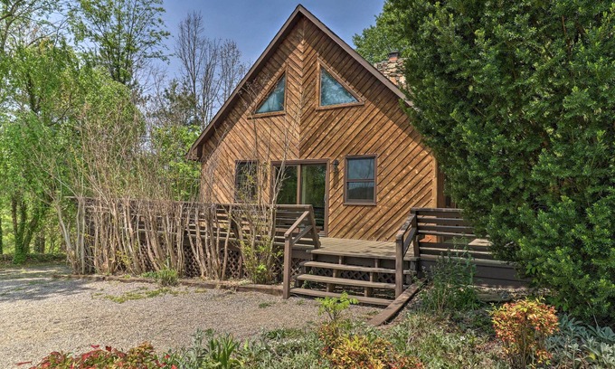 Weaverville Cabina | Cozy Cabin w/ Mtn Views, - 7 Mi to Weaverville!