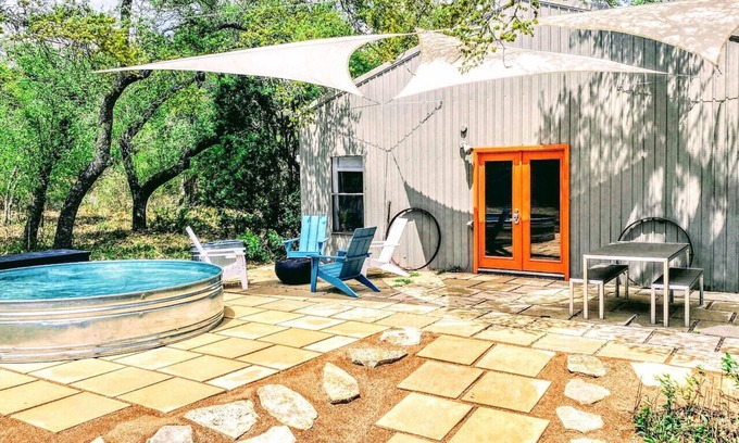 Dripping Springs Apartamento | Cozy Cabin w Pvt Heated Pool Under Epic TX Stars