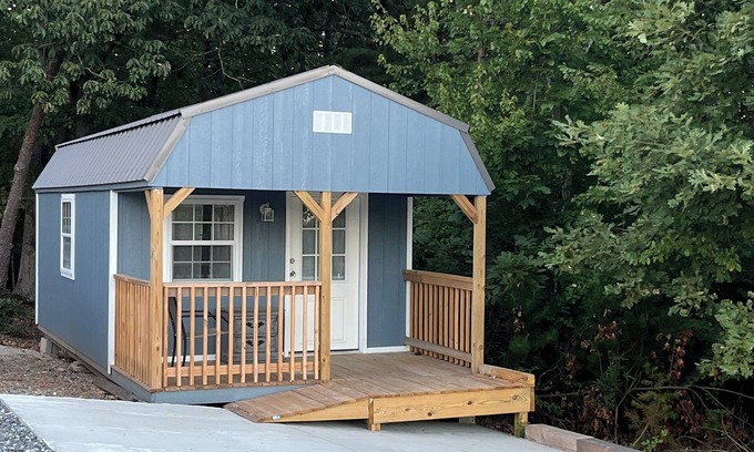 Alexander County Cabina | Cozy cabin with 1 bed, Heat/AC in charming Granite Falls