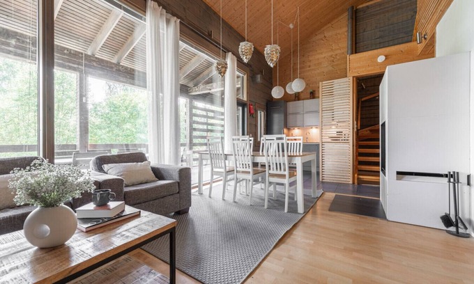 Tahkovuori Cabina | Cozy Cabin with Hot Tub and Private Sauna Close to the Tahko Ski Slopes
