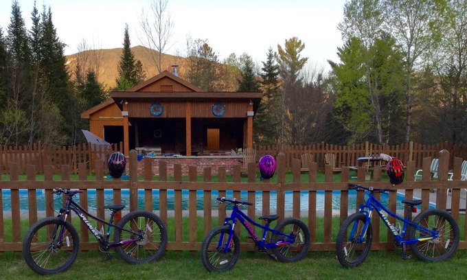 West Burke Casa | Cozy cabin with pool and direct access to Kingdom Trials