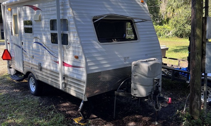 North Fort Myers Casa | Cozy Camper close to the Gulf Coast Beaches