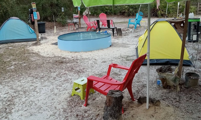 Chiefland Alquiler De RV | Cozy campground with WiFi in peaceful Chiefland