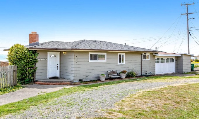 Bodega Bay Casa | Cozy Carmet Cottage