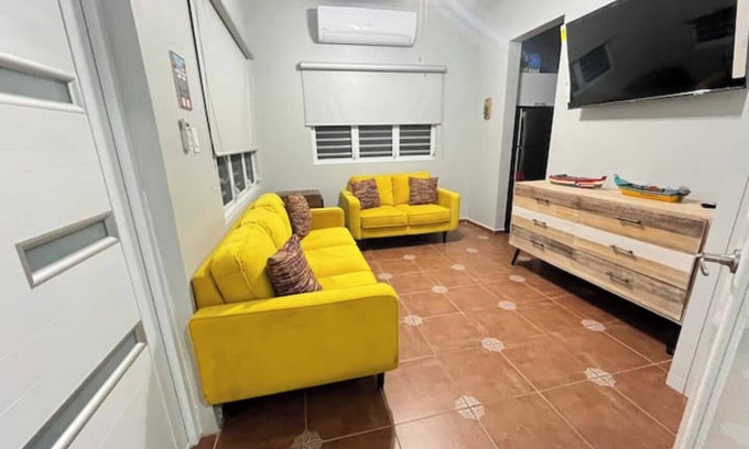 Borinquen Casa | Cozy Casa Bandera, 4 mins from Crash Boat Beach!