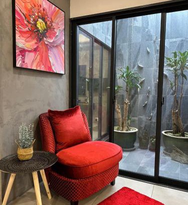 Kuching Casa | Cozy Casa Marbella Single Storey House
