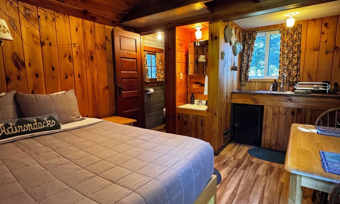 Lake Placid Casa | Cozy Cascade Adirondack Cabin