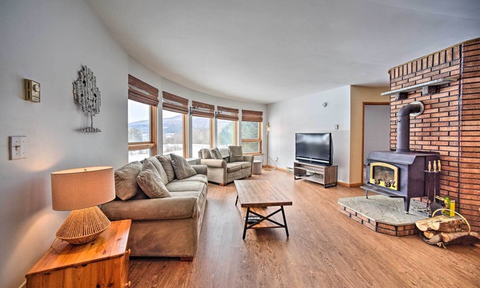 Windham Casa | Cozy Catskills Getaway w/ Yard & Mtn Views!