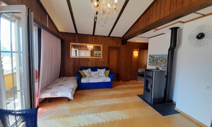 Goldswil Apartamento | Cozy Chalet by Interlaken. Parking