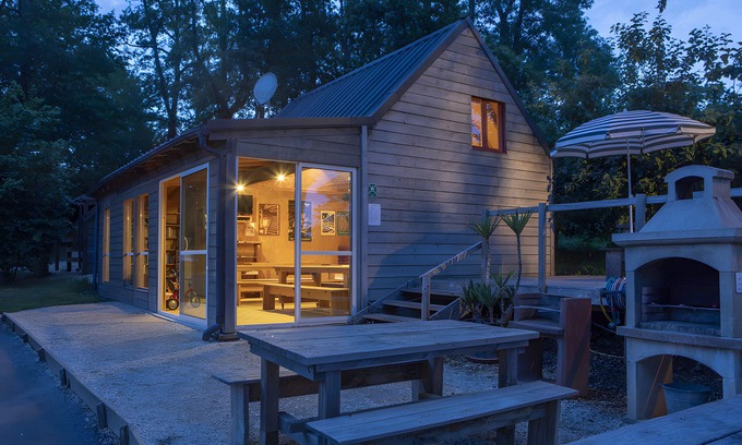 Biron Chalet De Esquí | Chalet íntimo en Biron con piscina compartida