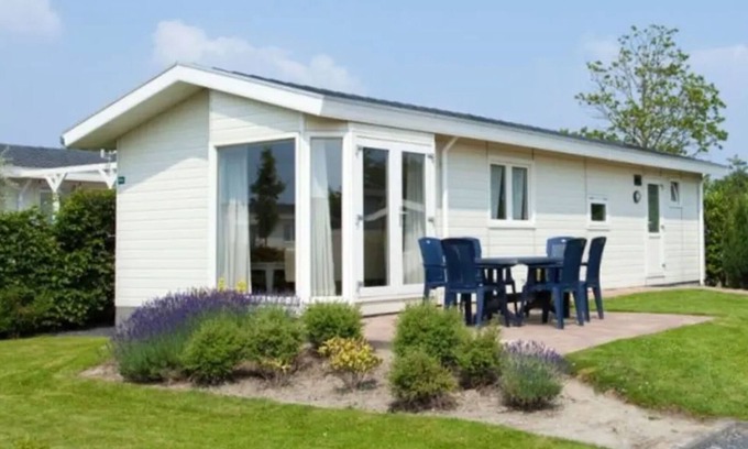 Breskens Chalet De Esquí | Chalet acogedor con microondas combinado