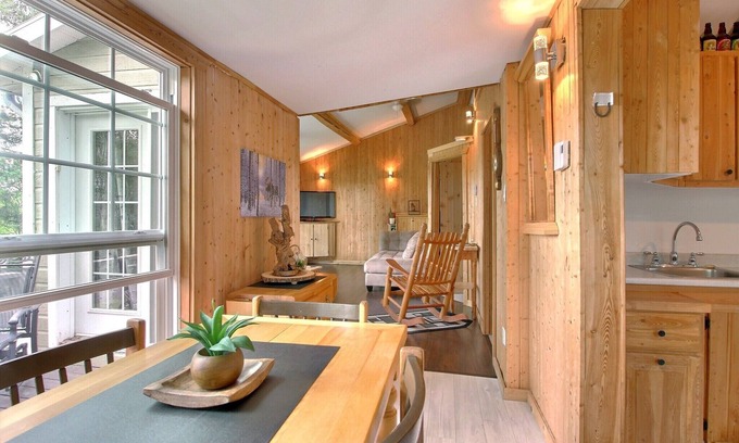 La Malbaie Chalet De Esquí | Cozy chalet with big lake