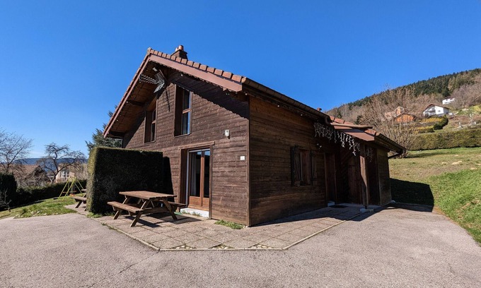 Gerardmer Cabaña | Chalet acogedor en Gérardmer: cerca del lago, la estación de esquí, y rutas de senderismo.