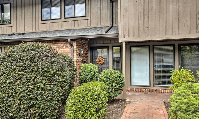 Chapel Hill Condominio | Cozy Chapel Hill Condo ~ 2 Mi to UNC & Dtwn!