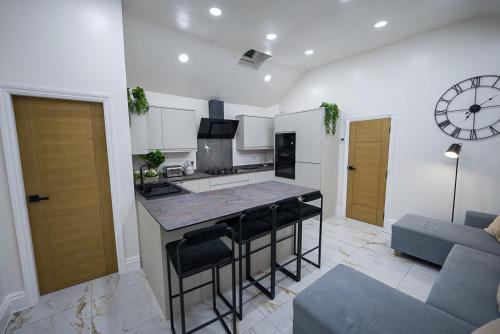 Preston Casa | Cozy Charming Bungalow BRAND NEW