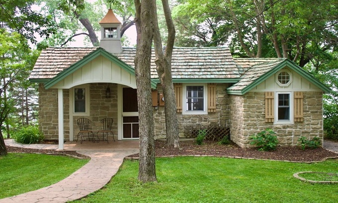 Annandale Cabaña | Cozy Clean Cottage on Clearwater