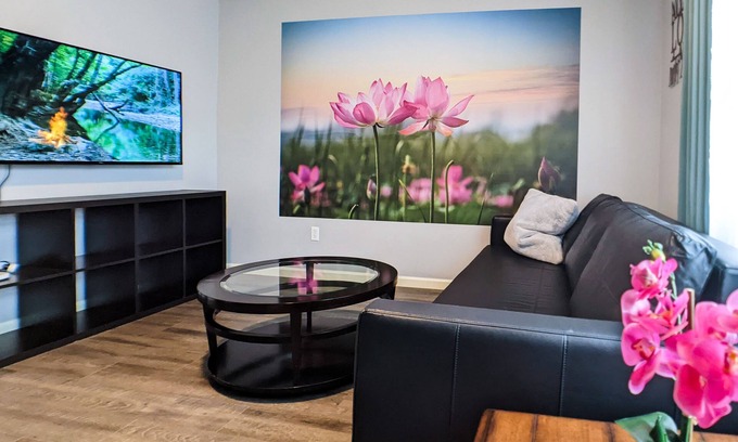 Overland Park Casa | Cozy, clean & spacious townhouse - Unit 2