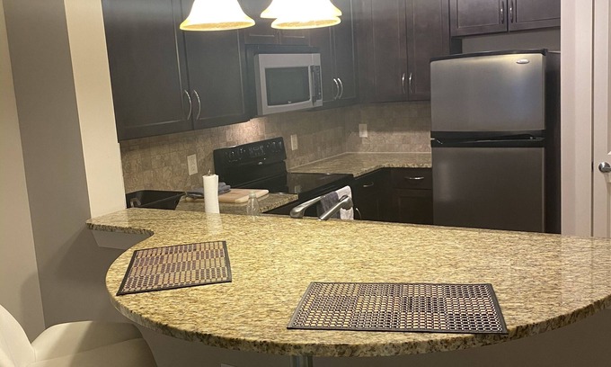 Piedmont Heights Apartamento | COZY CONDO! 10 MIN 4RM DWNTWN & WIFI!