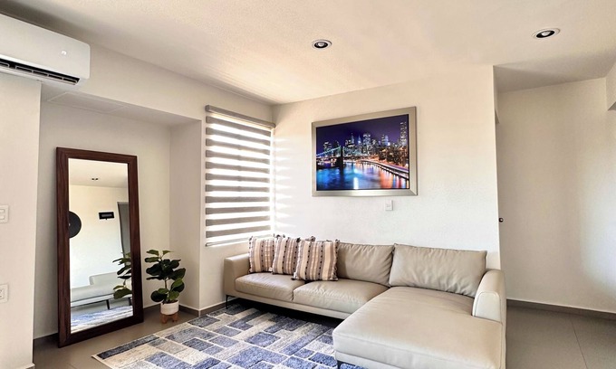 Villa Marina Apartamento | Cozy condo 2 blocks away from the beach