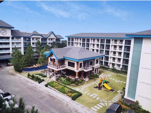 Silang Junction South Apartamento | Cozy Condo at Pine Suites Tagaytay with WIFI Netflix & Pool