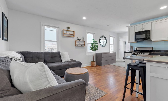 Ocean Bluff-Brant Rock Condominio | Cozy condo in charming Marshfield few minute walk to the beach!