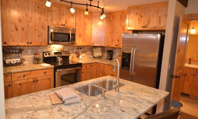Tennis Village Condominio | 42 Tennis Village: condominio de 2 dormitorios / 2 baños en Sunriver, para 8 personas