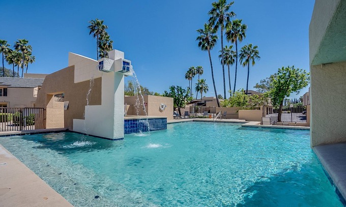 Tucson Condominio | Cozy Condo with all new furniture!