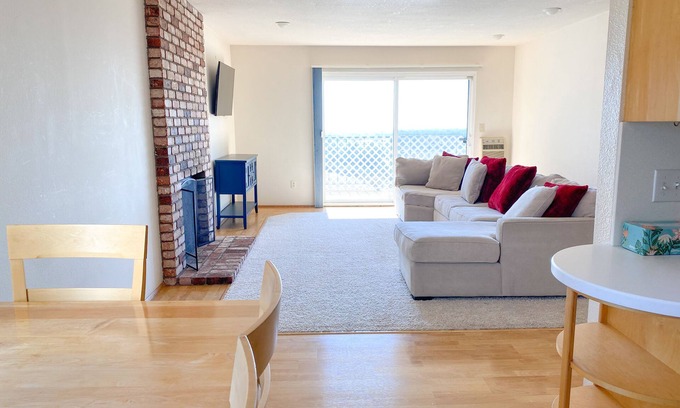 San Leandro Condominio | Cozy Condo With Bay Views