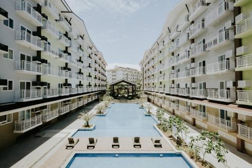 Mactan Export Processing Zone Apartamento | Cozy & Convenient 1-Bedroom Condo 3 mins Away from the Airport