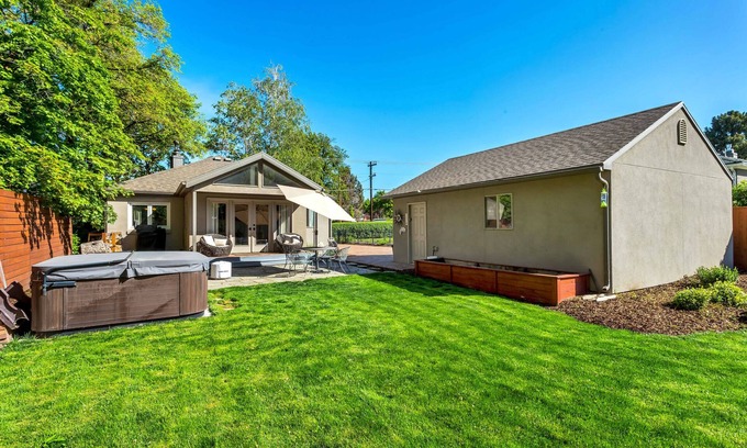 Holladay Casa | Cozy, Convenient Holladay Bungalow w/ Amenities