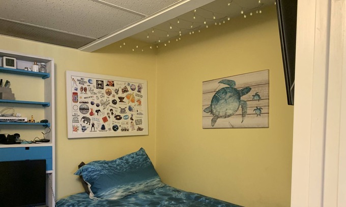 South End Condominio | COZY CORNER CONDO, PRIME LOCATION, POOL, RESERVED PARKING,