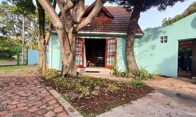 Bloubergstrand Apartamento | Cozy Cottage +/- 500m from the beach